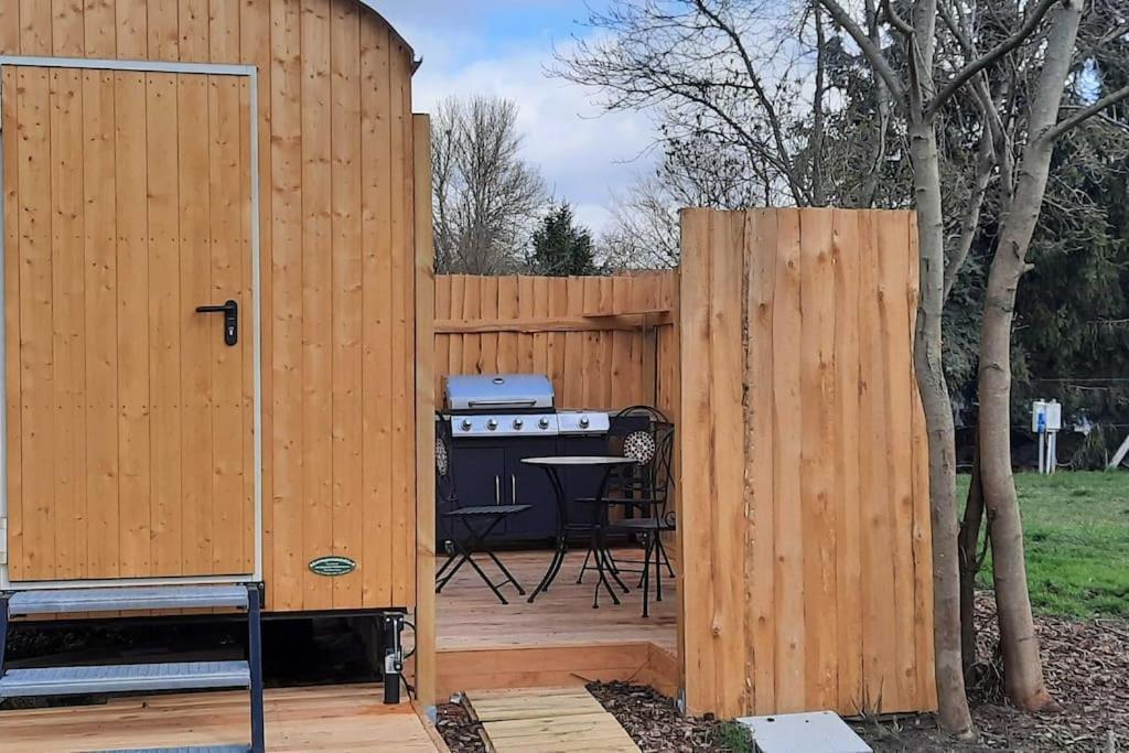 Zirkuswagen Glamping Fuer 2 Mit Veranda Kueche Netflix Parken Und Hofladen Steinhofel المظهر الخارجي الصورة